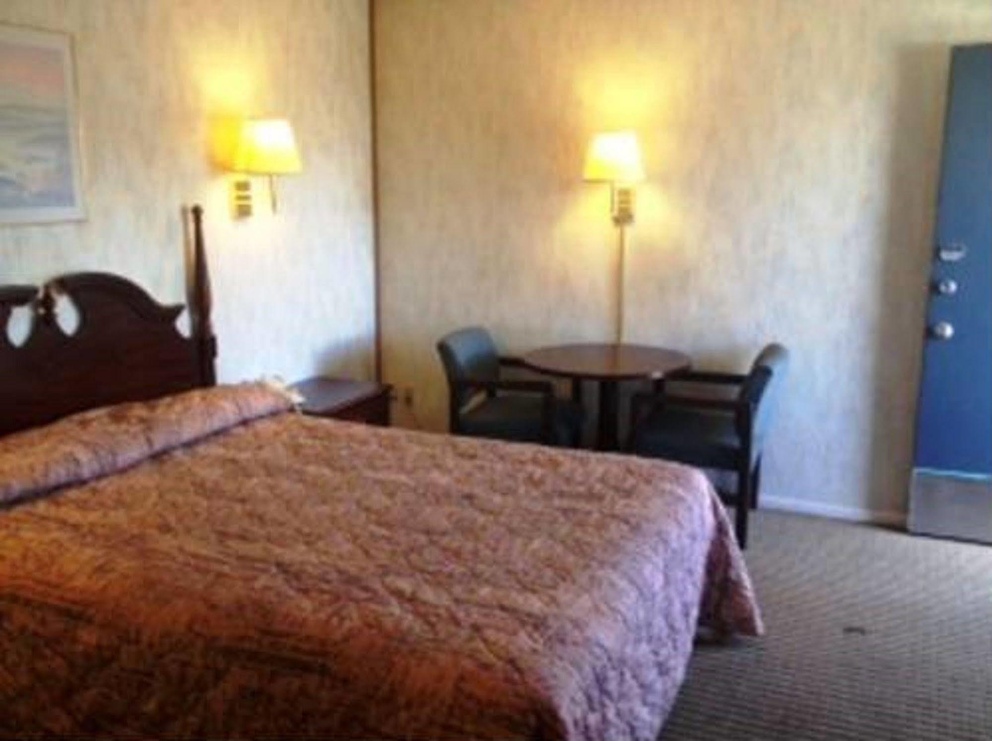 Thunderbird Motel บิชอป ภายนอก รูปภาพ