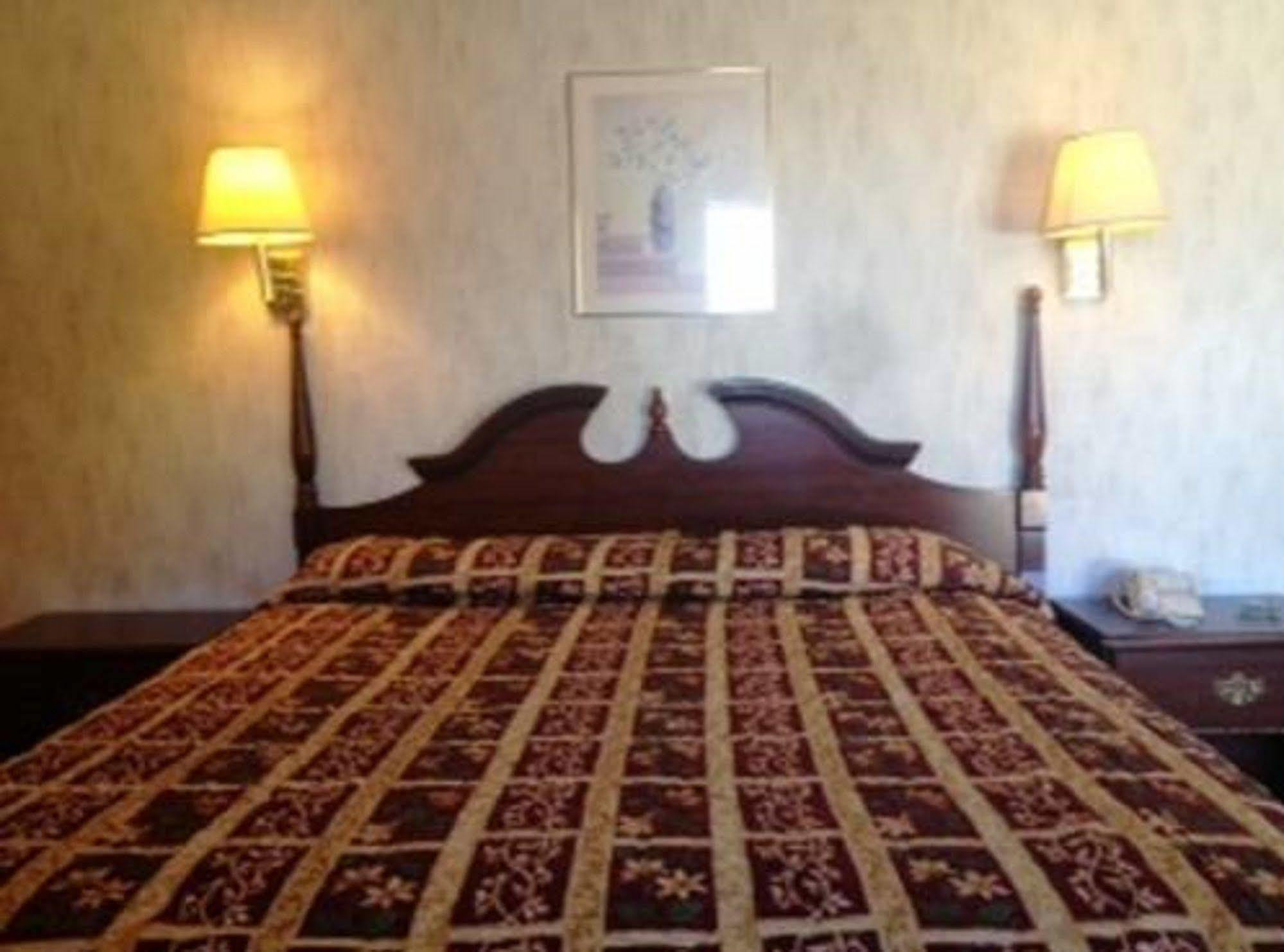 Thunderbird Motel บิชอป ภายนอก รูปภาพ